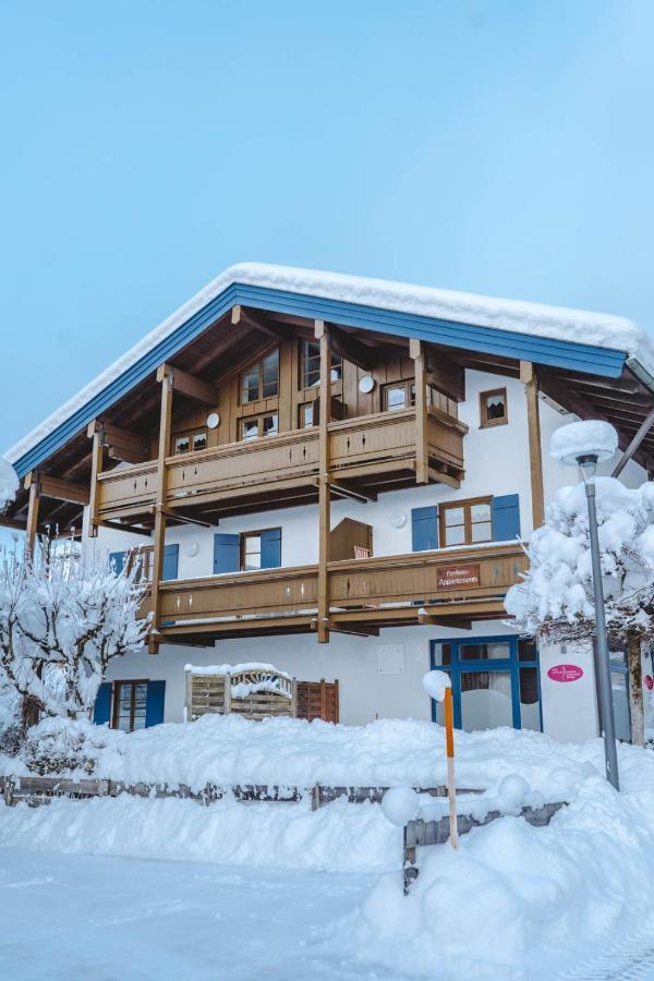 Gaestehaus Hanna Teifel Reit im Winkl Exterior photo